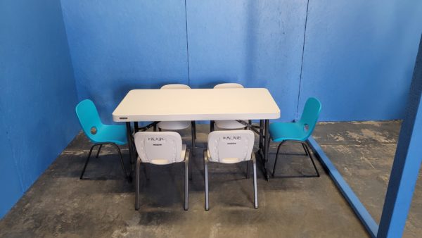 Picture of Kids Table with 6 Kids Chairs