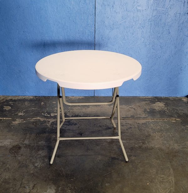 32" round table