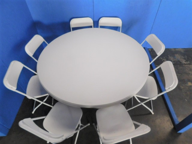 60 Round Table And Chair Als, How Many Chairs Can You Fit Around A 60 Round Table Seat